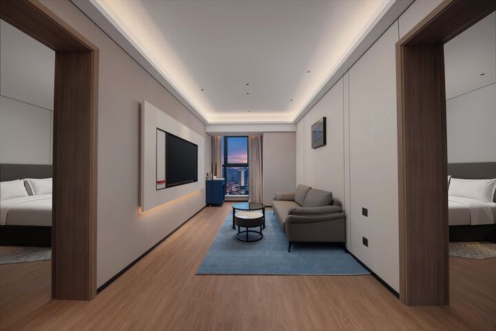 Room 29 of 77