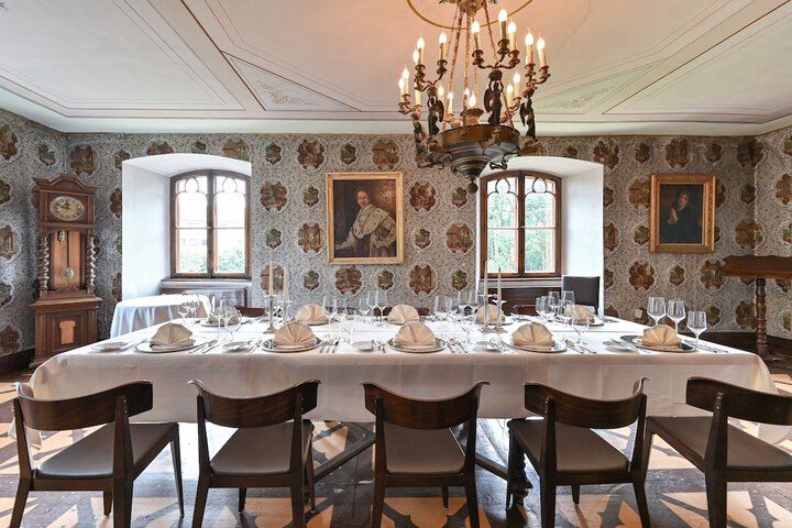 Dining Photos