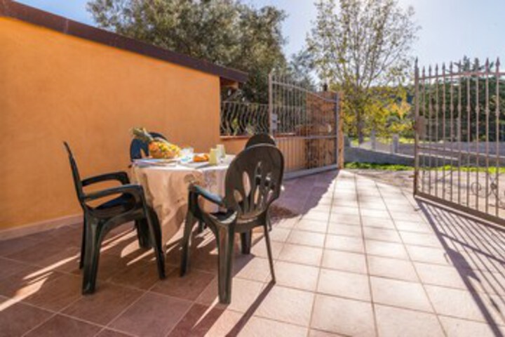 Terrace/Patio 12 of 12