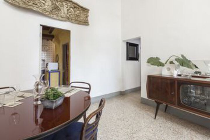 Room 16 of 16