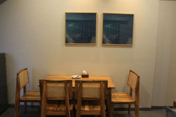 Room 33 of 57