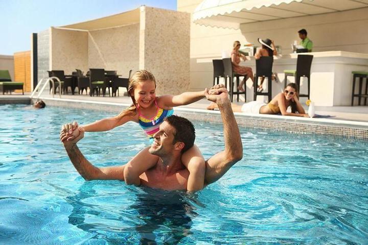 Pool Hotel