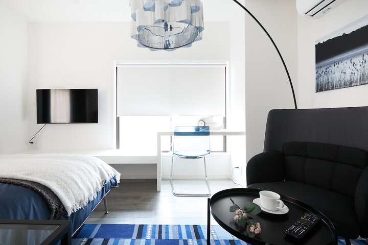 Room 51 of 86