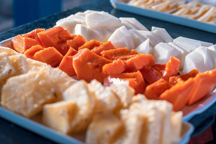 Dining 32 of 52