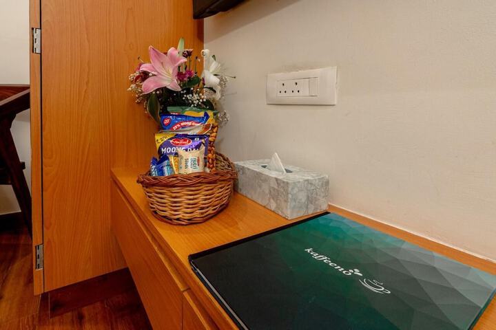 Room 10 of 26