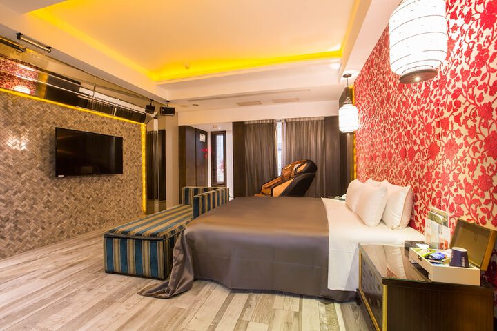 Room 16 of 91
