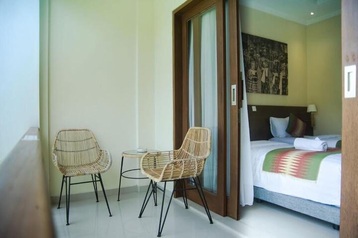 Room 12 of 43