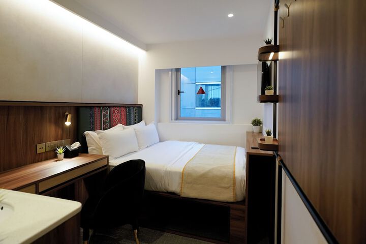 Room 9 of 61