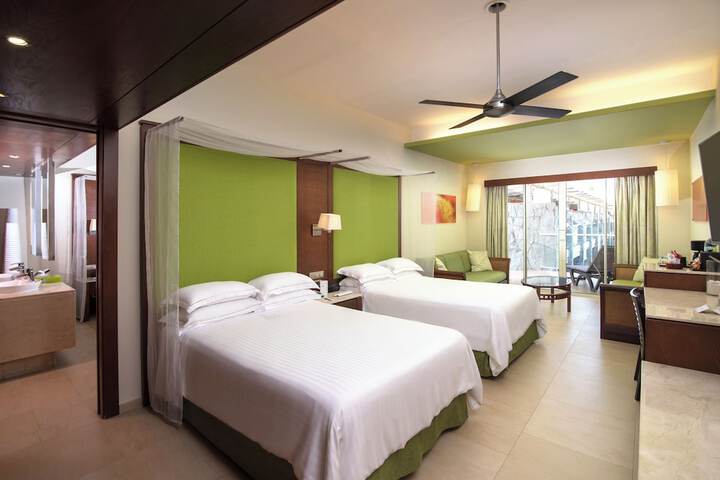 Room 36 of 161