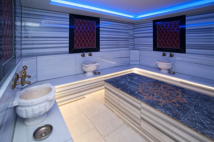 Room 41 of 63