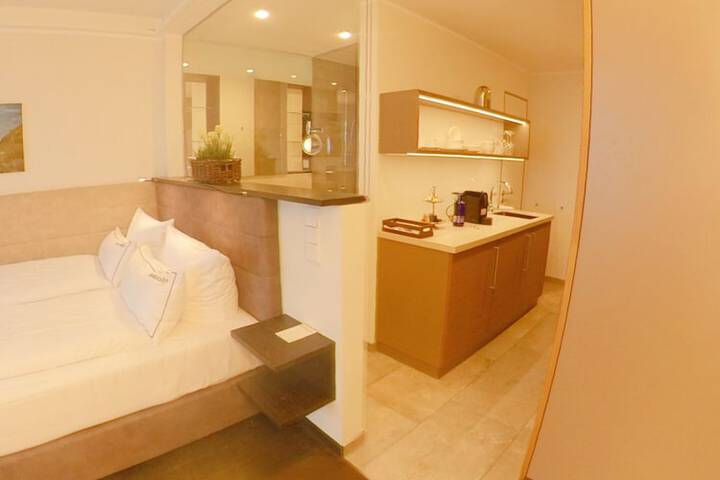 Room 15 of 59