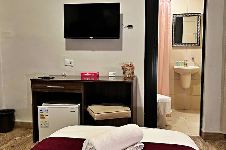 Room 26 of 114