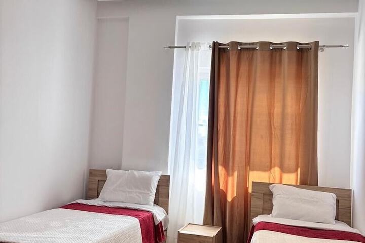 Room 16 of 31