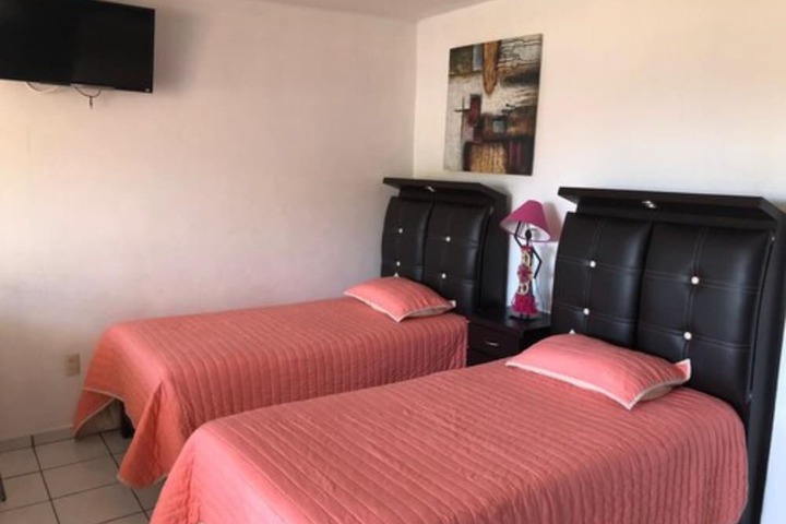 Room 5 of 30