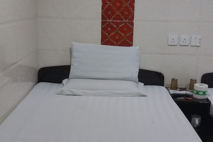 Room 7 of 58