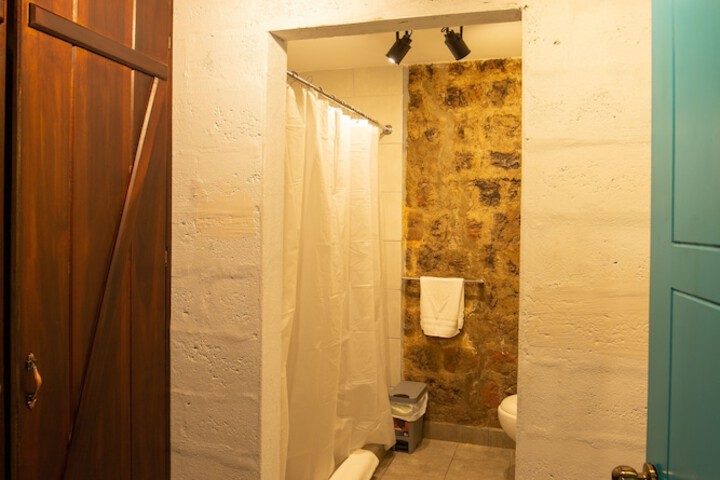 Room 20 of 25