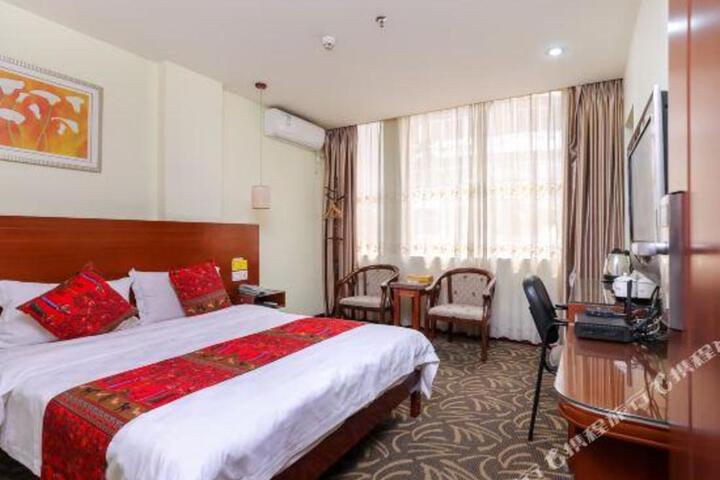 Yinuo Select Hotel (Diwang Plaza Wuyi University Branch)