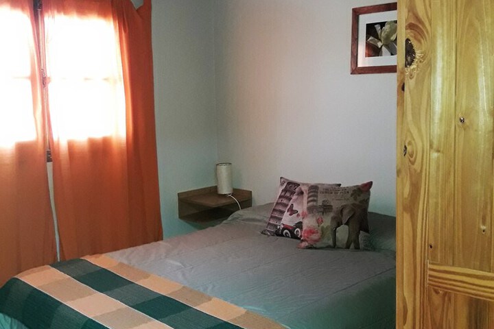 Room 6 of 15
