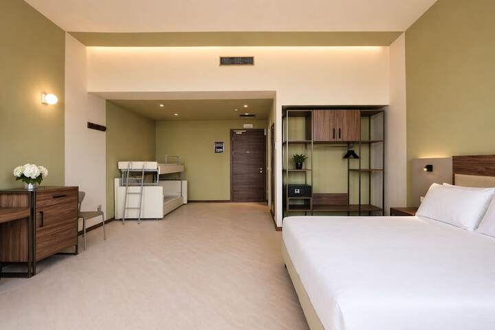 Room 15 of 59