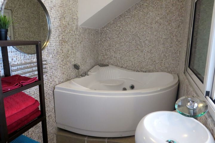 Room 40 of 75