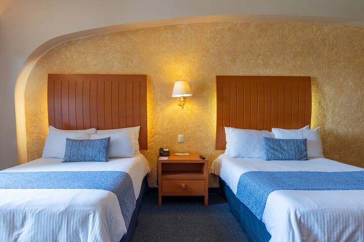Room 32 of 120