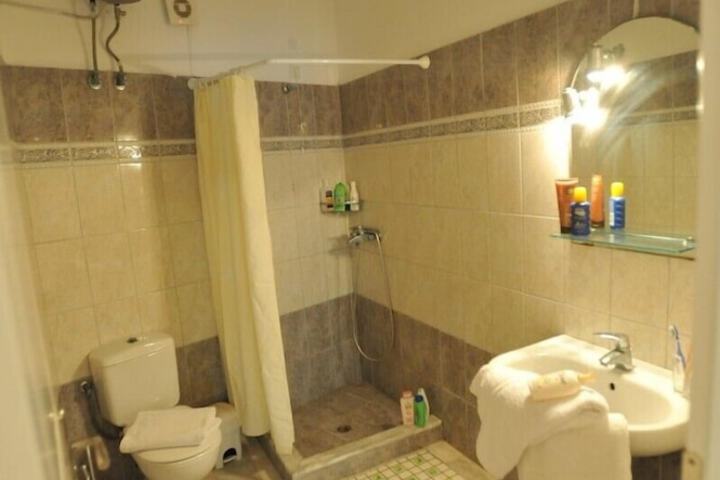 Bath Interior
