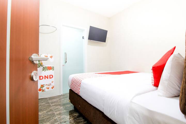 Room 9 of 22