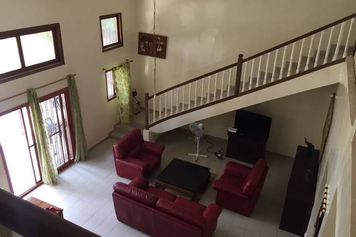 Room 4 of 20