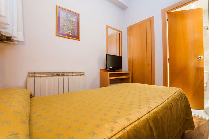 Room 14 of 73