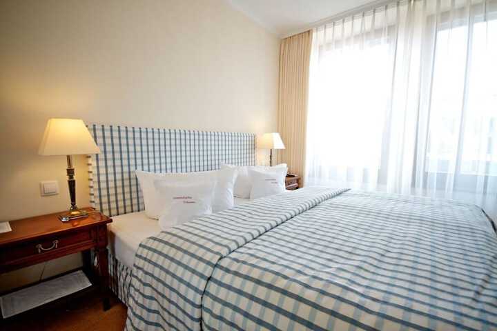 Room 5 of 20