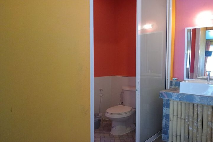 Room 128 of 169