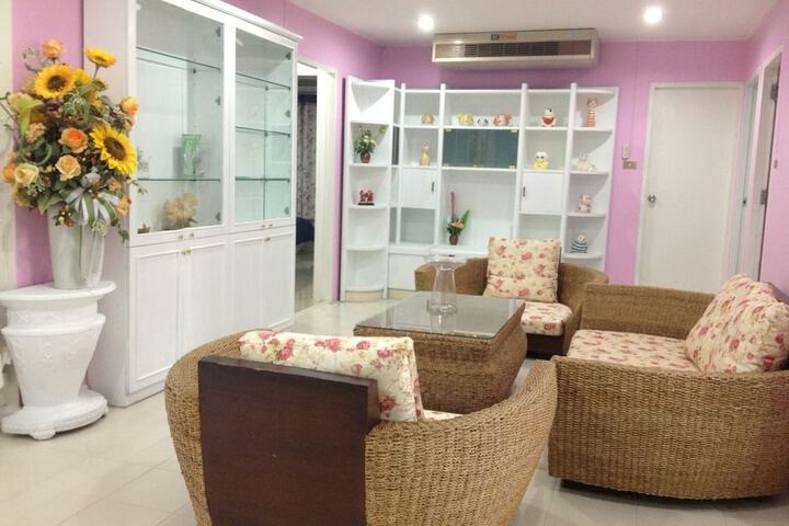 Room 14 of 24