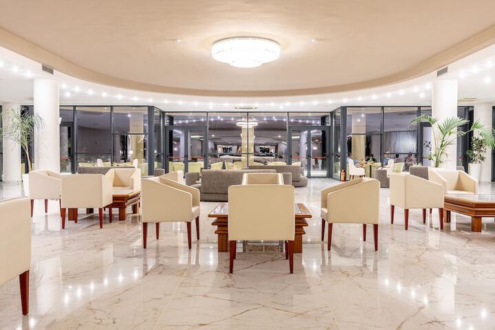 Guest Lobby