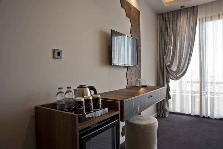 Room 55 of 76