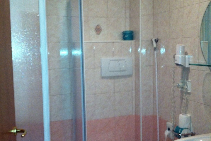 Room 26 of 44