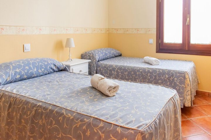 Room 4 of 44
