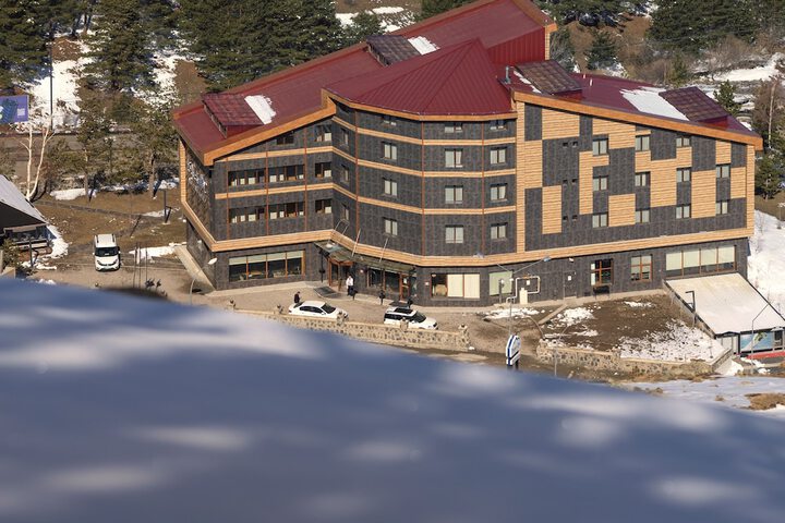 Hotel 33 of 34