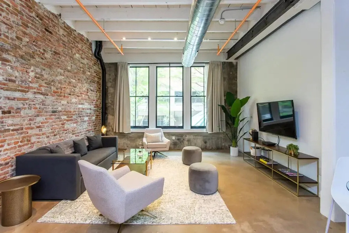 Image of Inventors Loft Stay in the Heart of All