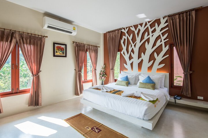 Room 16 of 68