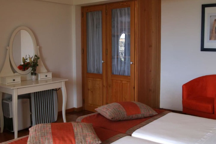 Room 5 of 36