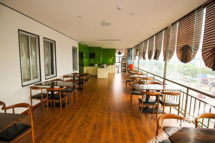 Hotel Interior 9 of 14