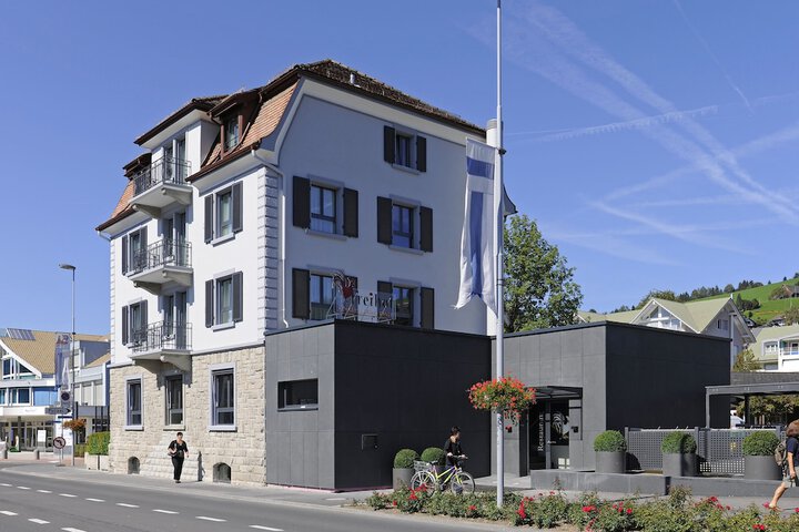 Hotel 16 of 16