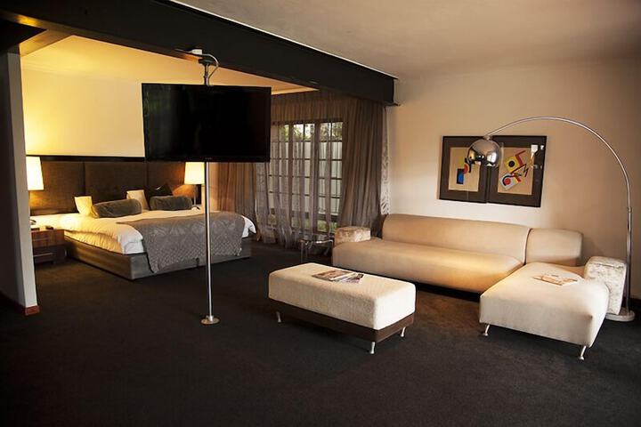 Room 13 of 46