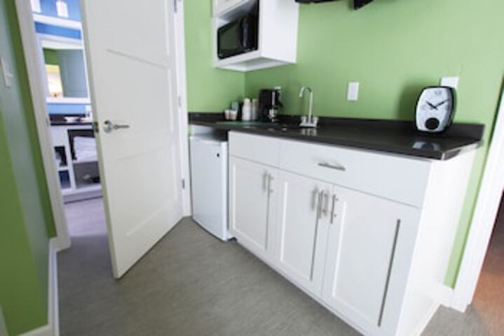 Room 169 of 279
