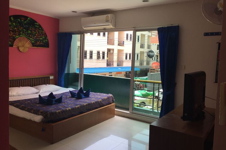 Dreams Guesthouse & Hostel Patong