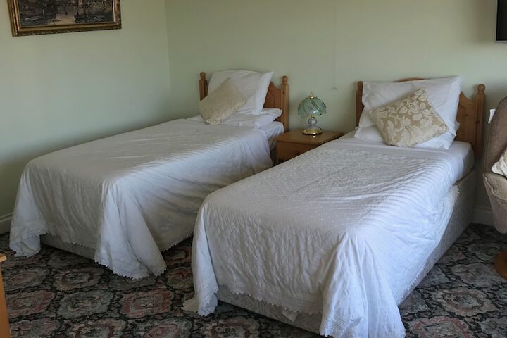 Room 16 of 114