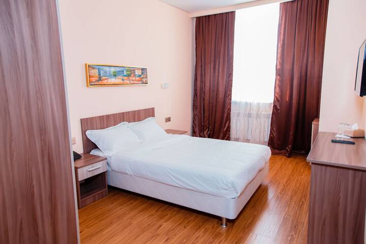 Room 5 of 46