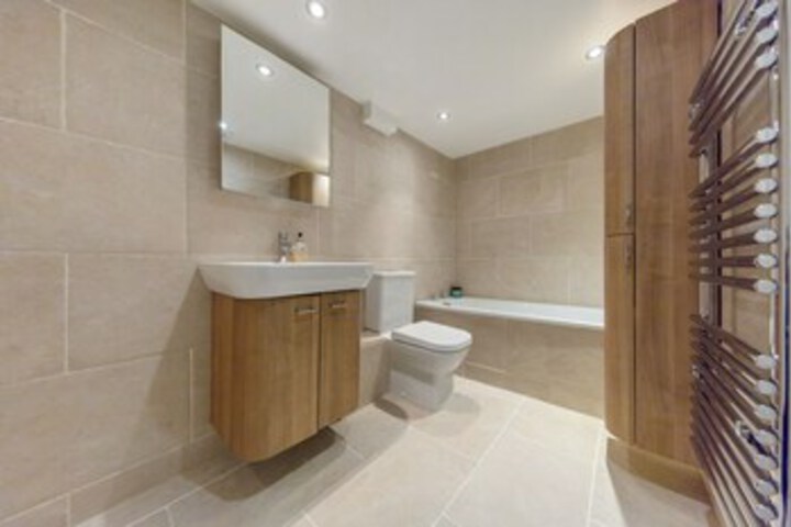 Room 2 of 17