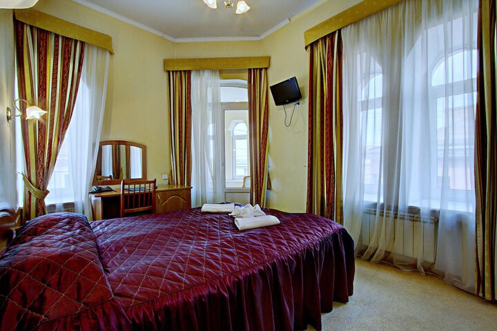 Room 19 of 37