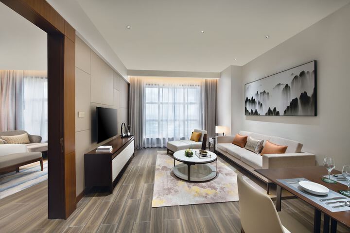 Room 27 of 56